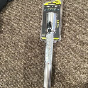 Sharper image, multifunction, LED utility flashlight, magnetic base